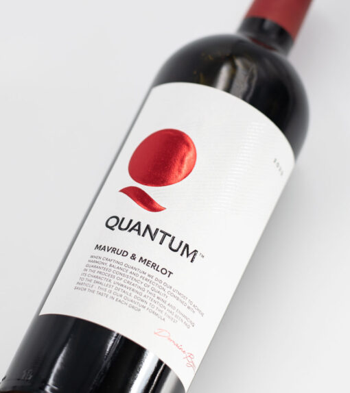 Červené víno z Bulharska Mavrud a Merlot Quantum, cuveé z Tráckej nížiny prowine.sk
