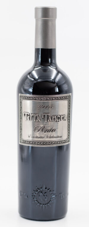 Fľaša bulharského červeného vína Terra Tangra Roto