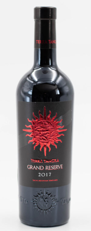 Fľaša bulharského červeného vína Terra Tangra Grand Reserve