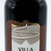 Fľaša bulharského červeného vína Villa Yambol Cabernet Sauvignon s elegantnou etiketou.